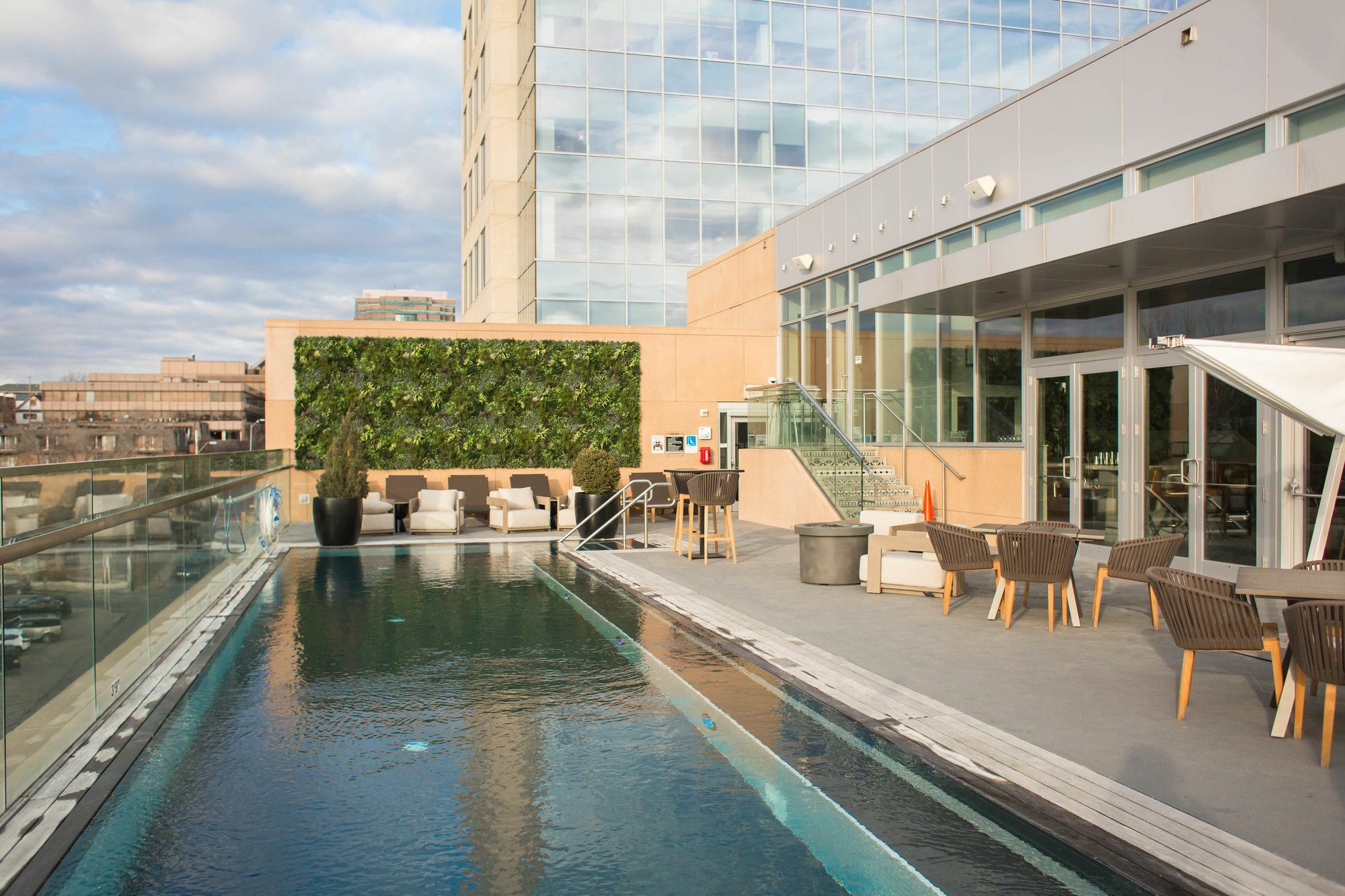 The Fontaine Hotel Kansas City Exterior photo